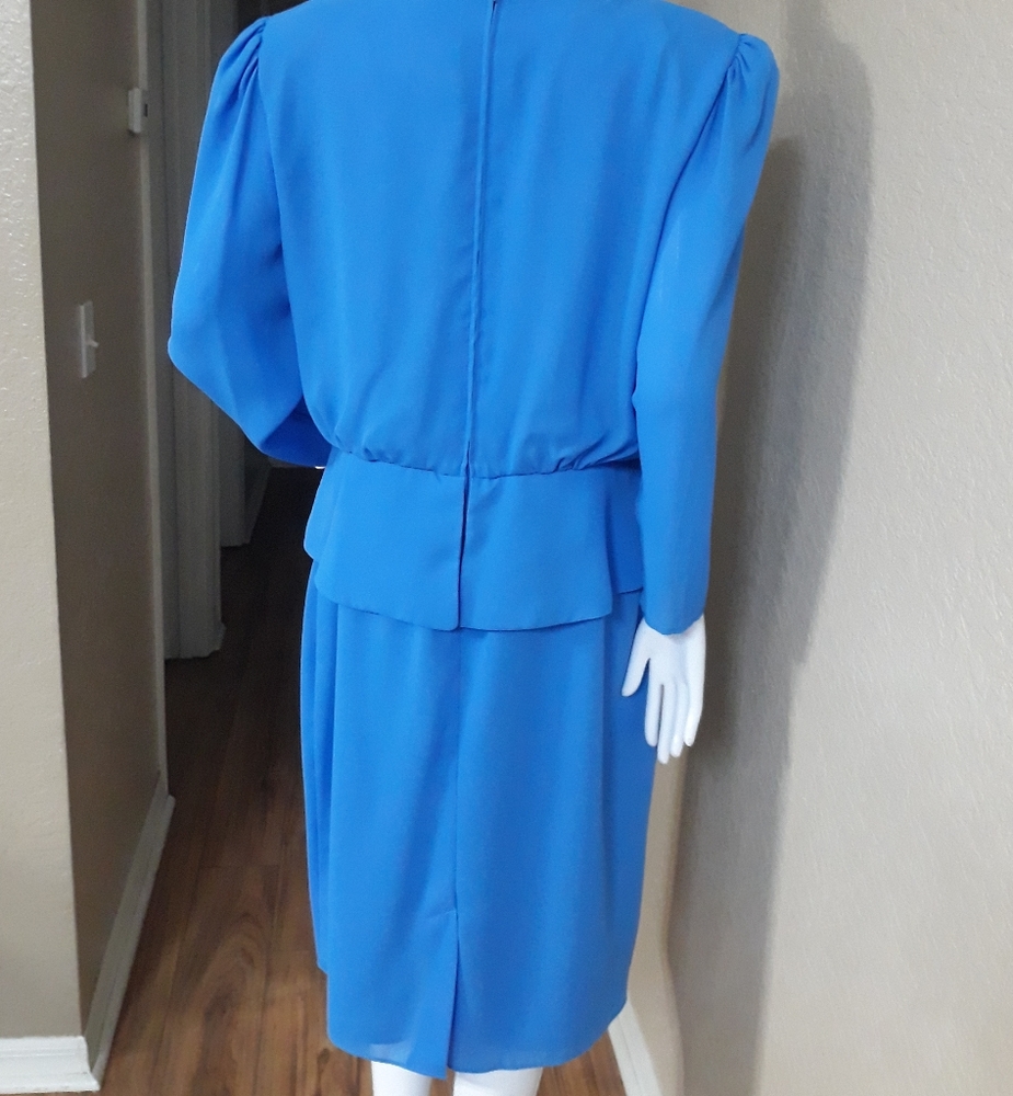 Patra Dress - Picture 10 of 13
